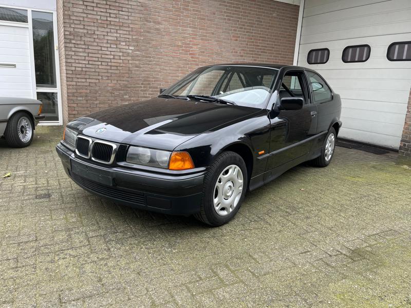 BMW E36 compact 3 serie (1993-2000) - FIA / KNAF gecertificeerde rolkooi