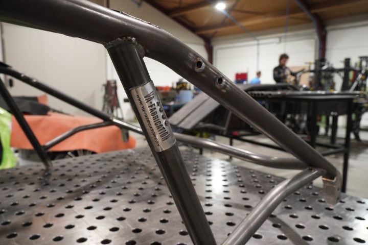 Robuuste rolkooi voor de Can-Am Maverick R, ontworpen voor rallytoepassingen, met behoud van de mogelijkheid om alle originele accessoires te gebruiken.