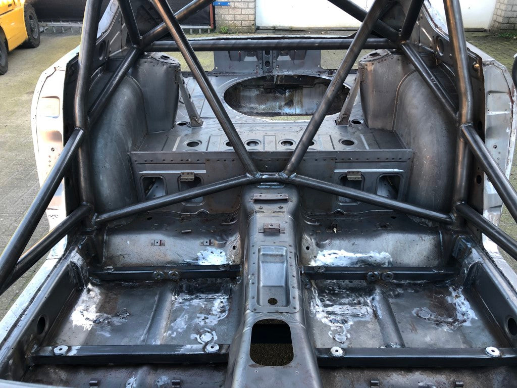 Datsun 240Z rolkooi volgens historische reglementen, FIA / KNAF gekeurd en period correct.