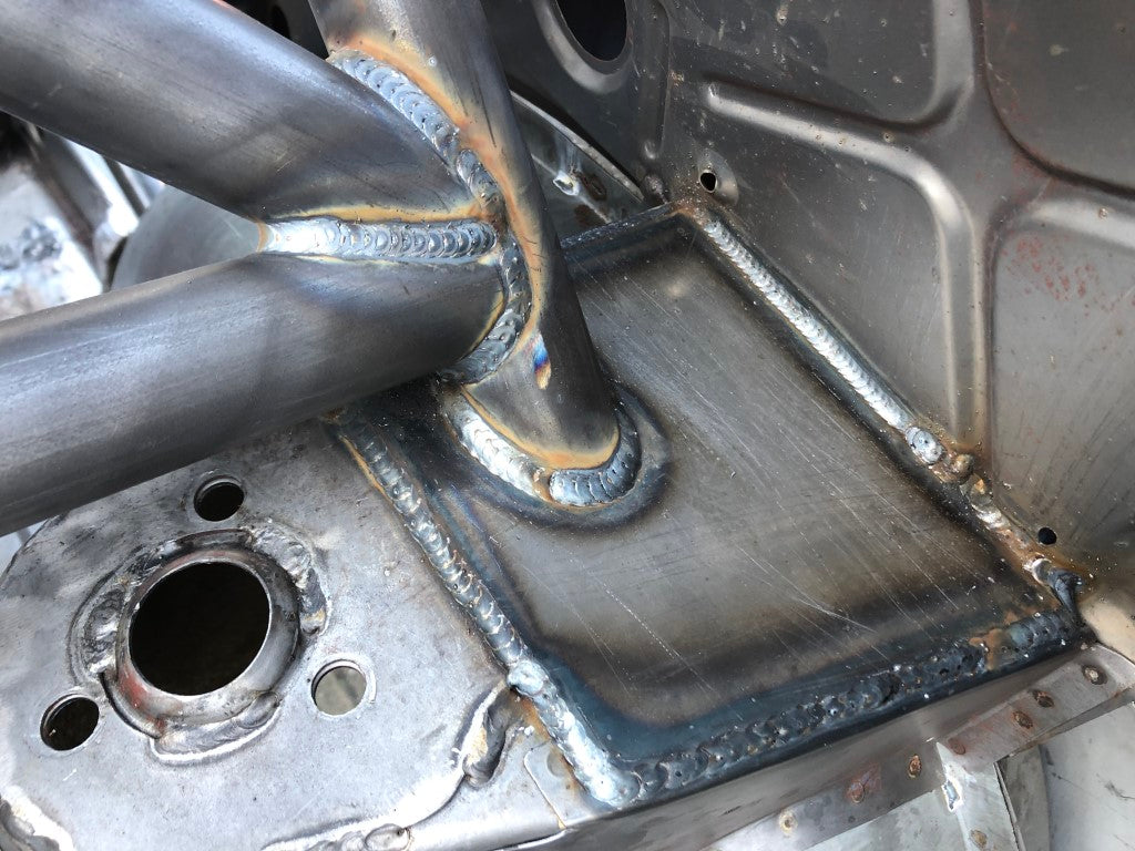 Datsun 240Z rolkooi volgens historische reglementen, FIA / KNAF gekeurd en period correct.