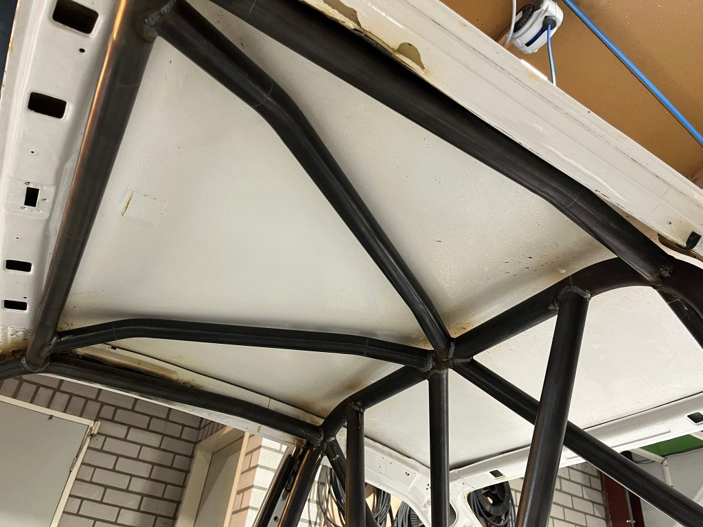 Rolkooi volgens Historische reglementen voor de Ford Escort MK2.