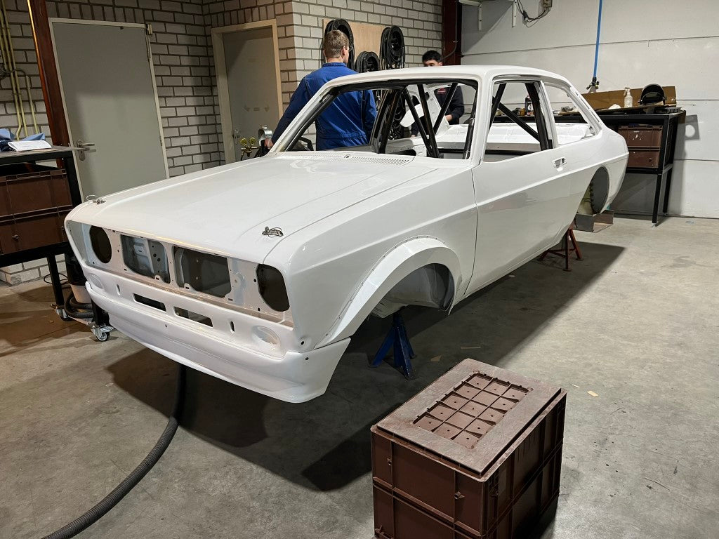 Rolkooi volgens Historische reglementen voor de Ford Escort MK2.