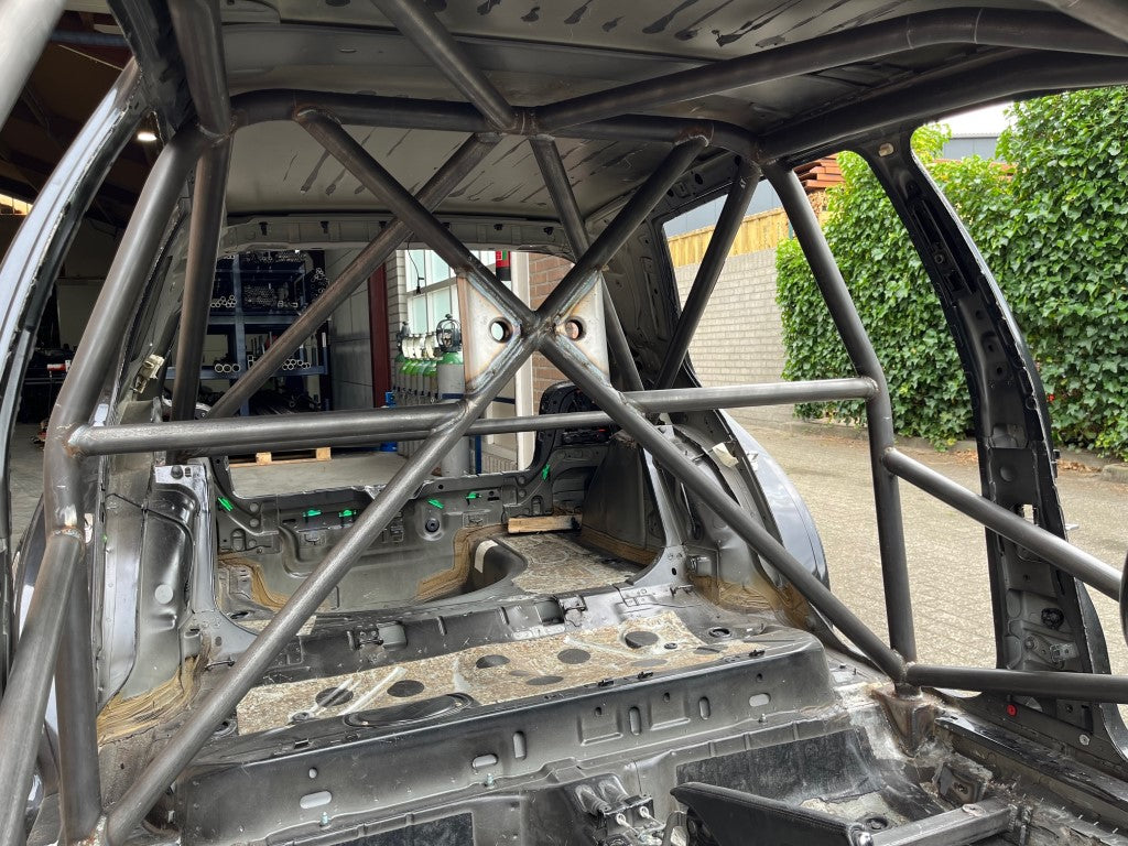 Rolkooi voor de Volkswagen Golf MK4, met FIA / KNAF Certificaat.