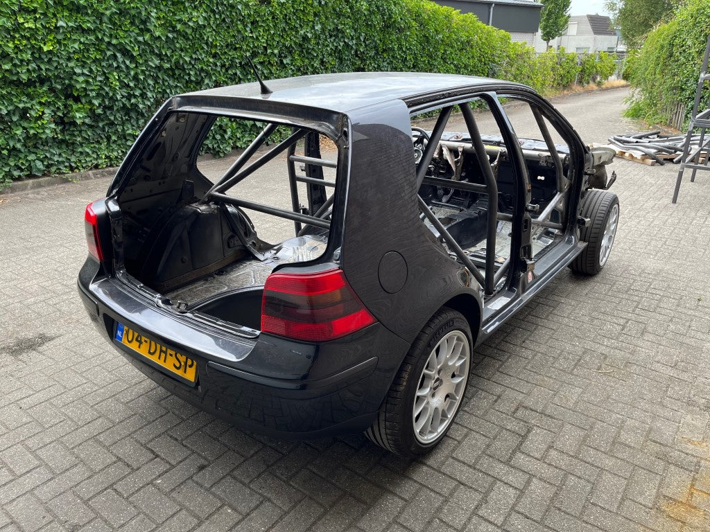 Rolkooi voor de Volkswagen Golf MK4, met FIA / KNAF Certificaat.