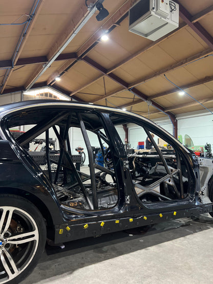 BMW E90 3er-Reihe (2005-2012) – FIA/KNAF-zertifizierter Überrollkäfig