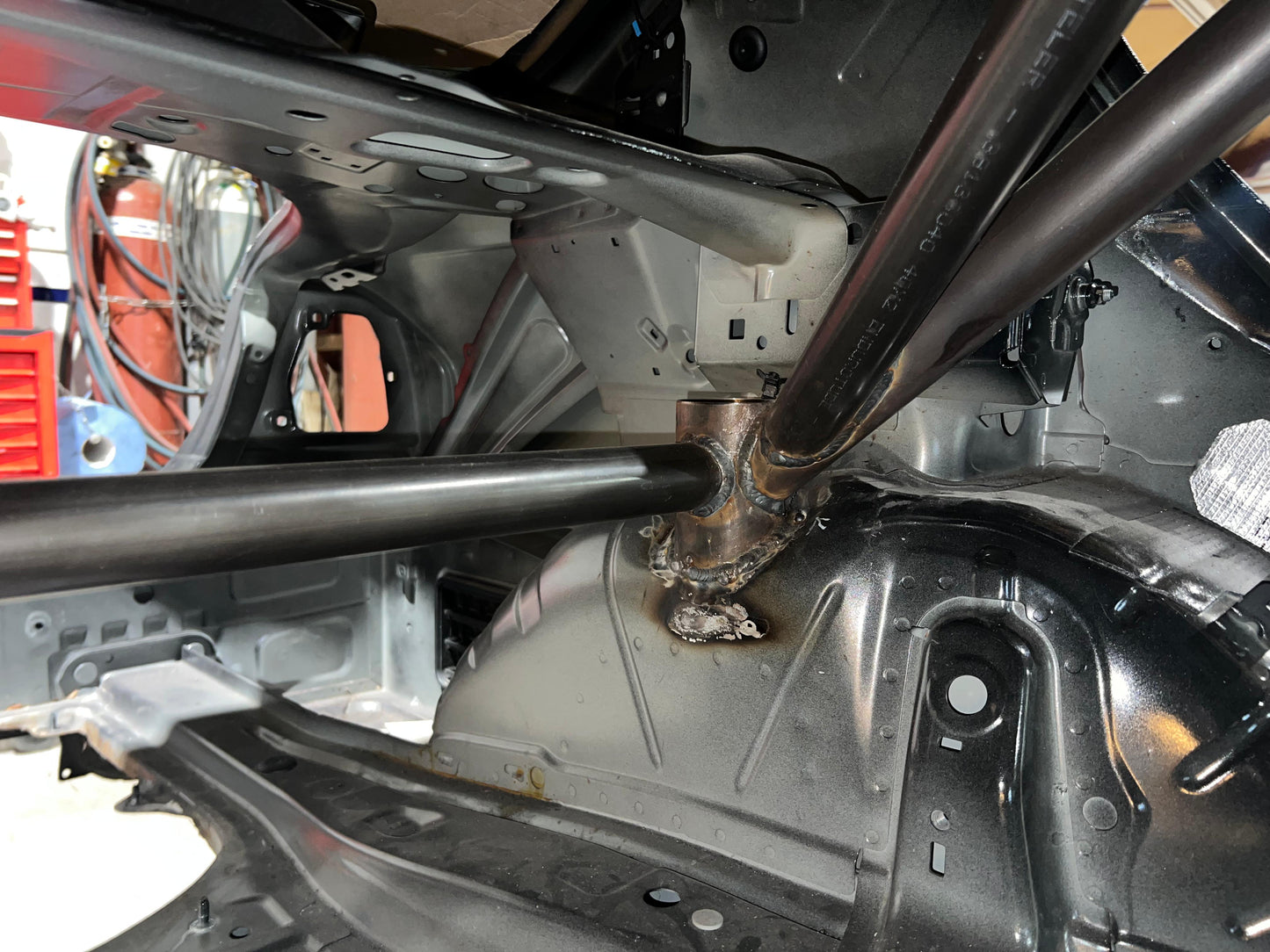 BMW E90 3er-Reihe (2005-2012) – FIA/KNAF-zertifizierter Überrollkäfig