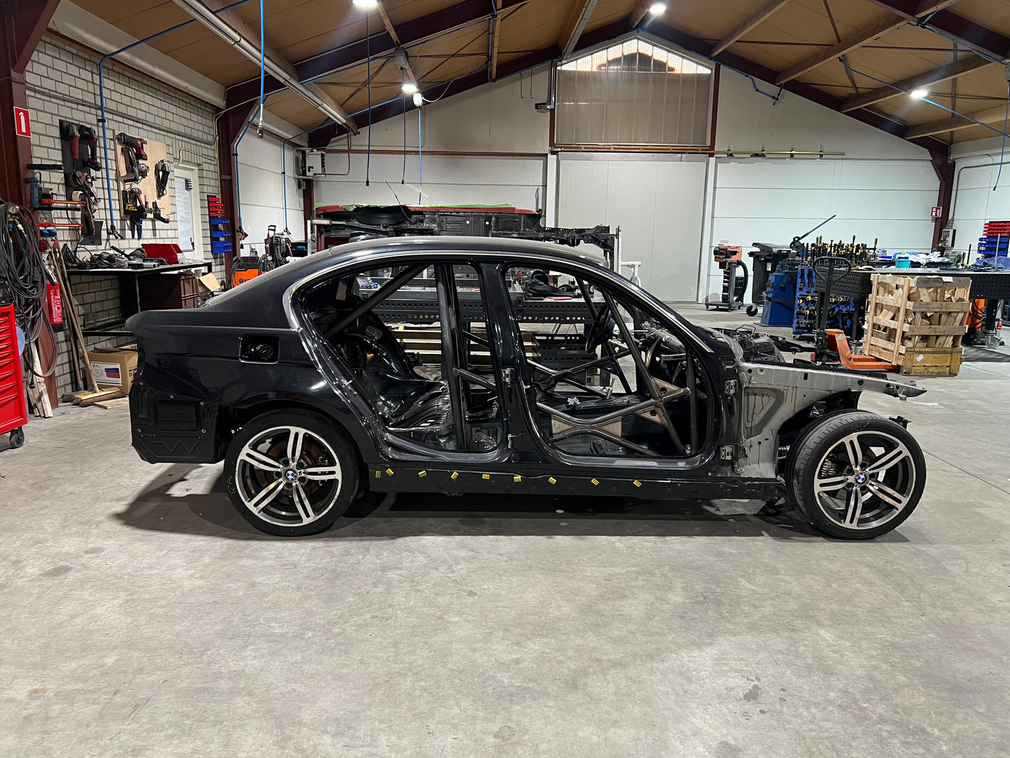 BMW E90 3er-Reihe (2005-2012) – FIA/KNAF-zertifizierter Überrollkäfig