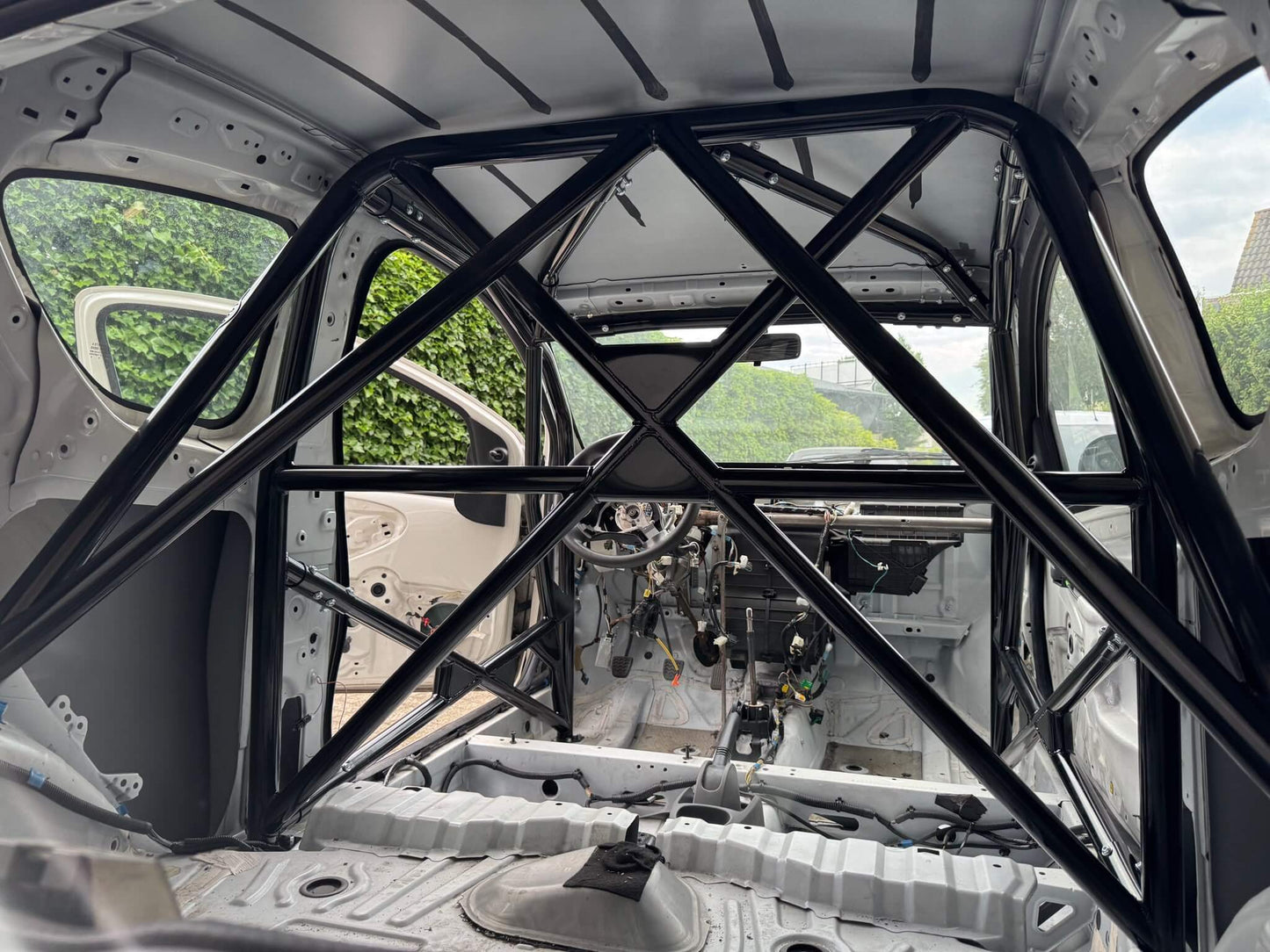 Peugeot 106 schroefkooi FIA gecertificeerd