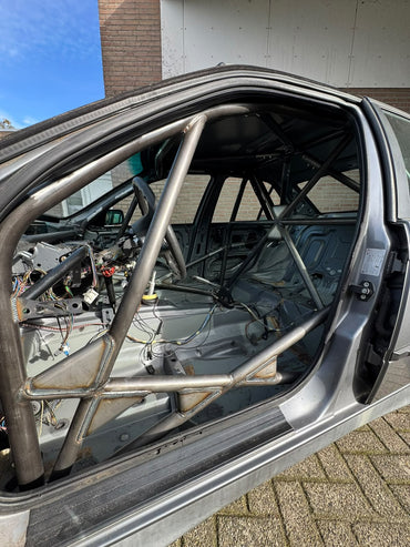 BMW E36 4-Door Sedan FIA / KNAF Certifiable Bolt-In Roll Cage